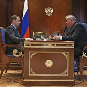 Губернатор Костромской области обсудил с Медведевым строительство второго моста через Волгу